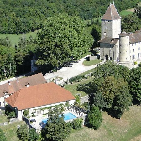 Готель Chateau De Marigna Екстер'єр фото